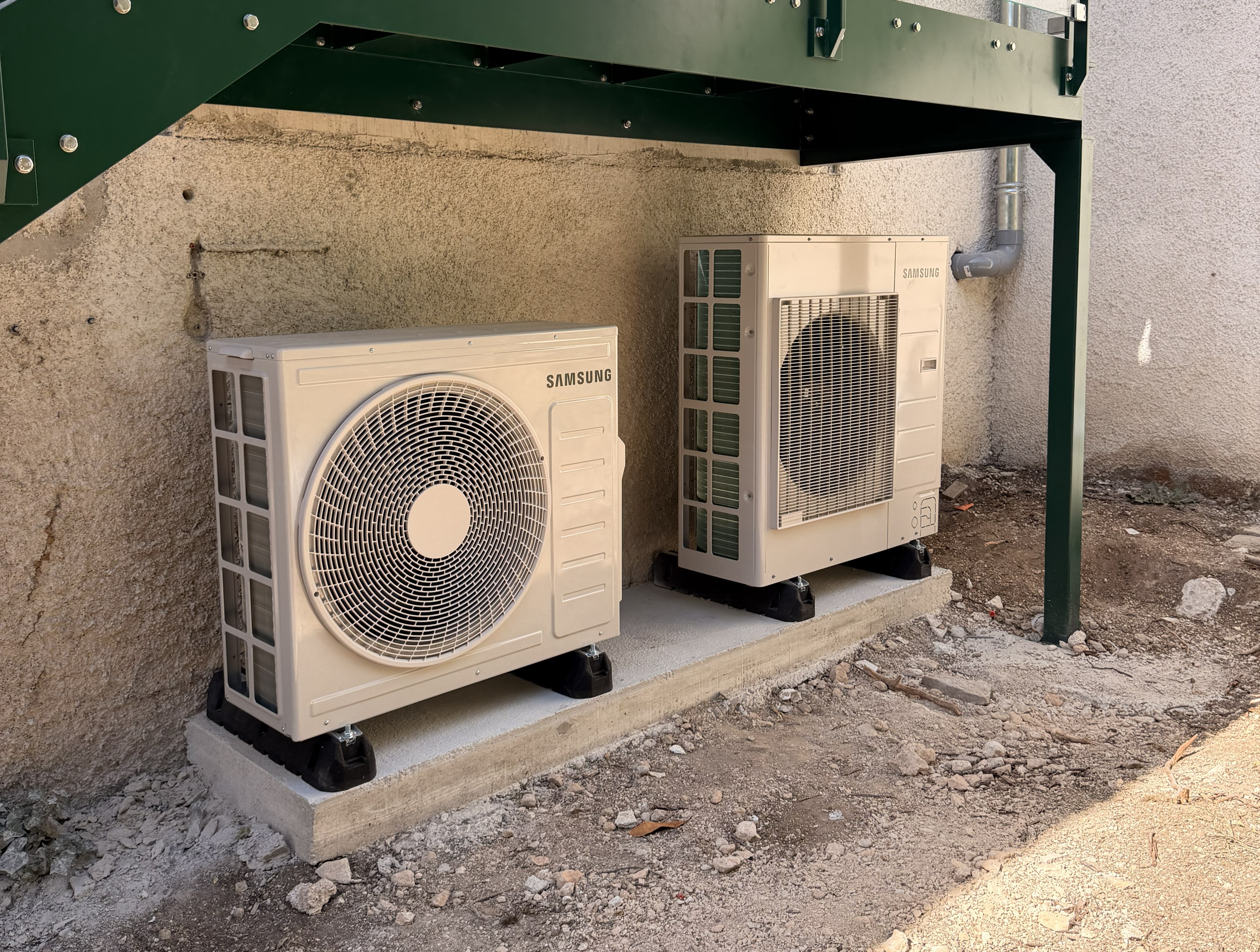 Pompe à chaleur et isolation en rénovation énergétique de maison